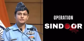 সাংবাদিকদের ব্রিফিংয়ে বক্তব্য দেন ভারতের বিমান বাহিনীর কর্মকর্তা ভূমিকা সিং।