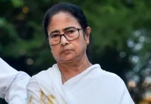এনডিটিভির প্রতিবেদন :সনাতন ধর্মকে ‘নোংরা’ বলার অভিযোগে মমতার বিরুদ্ধে মামলা