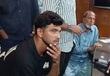 ক্রিকেটার নাঈমকে মারধরের ঘটনায় মামলা, এসআইসহ তিন পুলিশ প্রত্যাহার