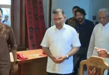 জুলাই গণঅভ্যুত্থান স্মৃতি জাদুঘর ঘুরে দেখলেন প্রধানমন্ত্রী