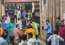 কলকাতা পূজা মন্ডপে পদপৃষ্ট হয় ১৭ জনের মৃত্যু, আহত বহু
