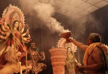 আজ মহানবমী: দেবীকে নানা উপাচারে আরাধনা করবেন ভক্তরা, বাজছে দেবীর বিদায়ের সুর